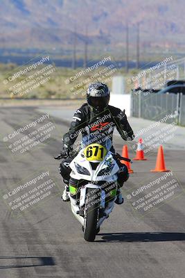 media/Apr-05-2024-Apex Assassins-CVMA Friday Practice (Fri) [[ee2ef04f2b]]/1-Around the Pits/